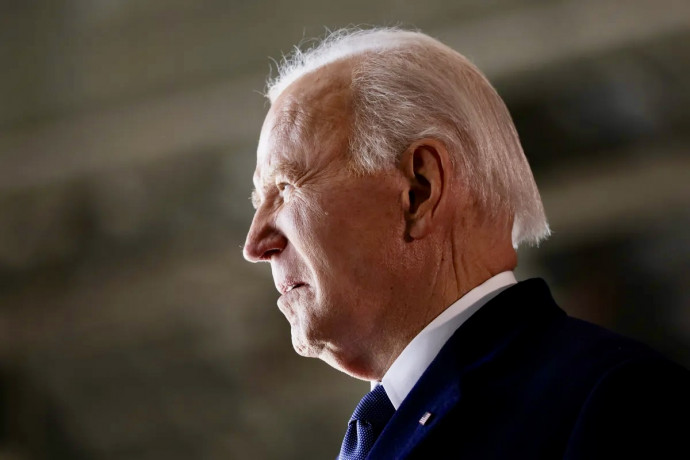 លោក Biden ថា រដ្ឋបាល Trump កំពុងផ្គាប់ចិត្ត Putin ដោយដាក់សម្ពាធលើអ៊ុយក្រែនឱ្យបោះបង់ទឹកដី
